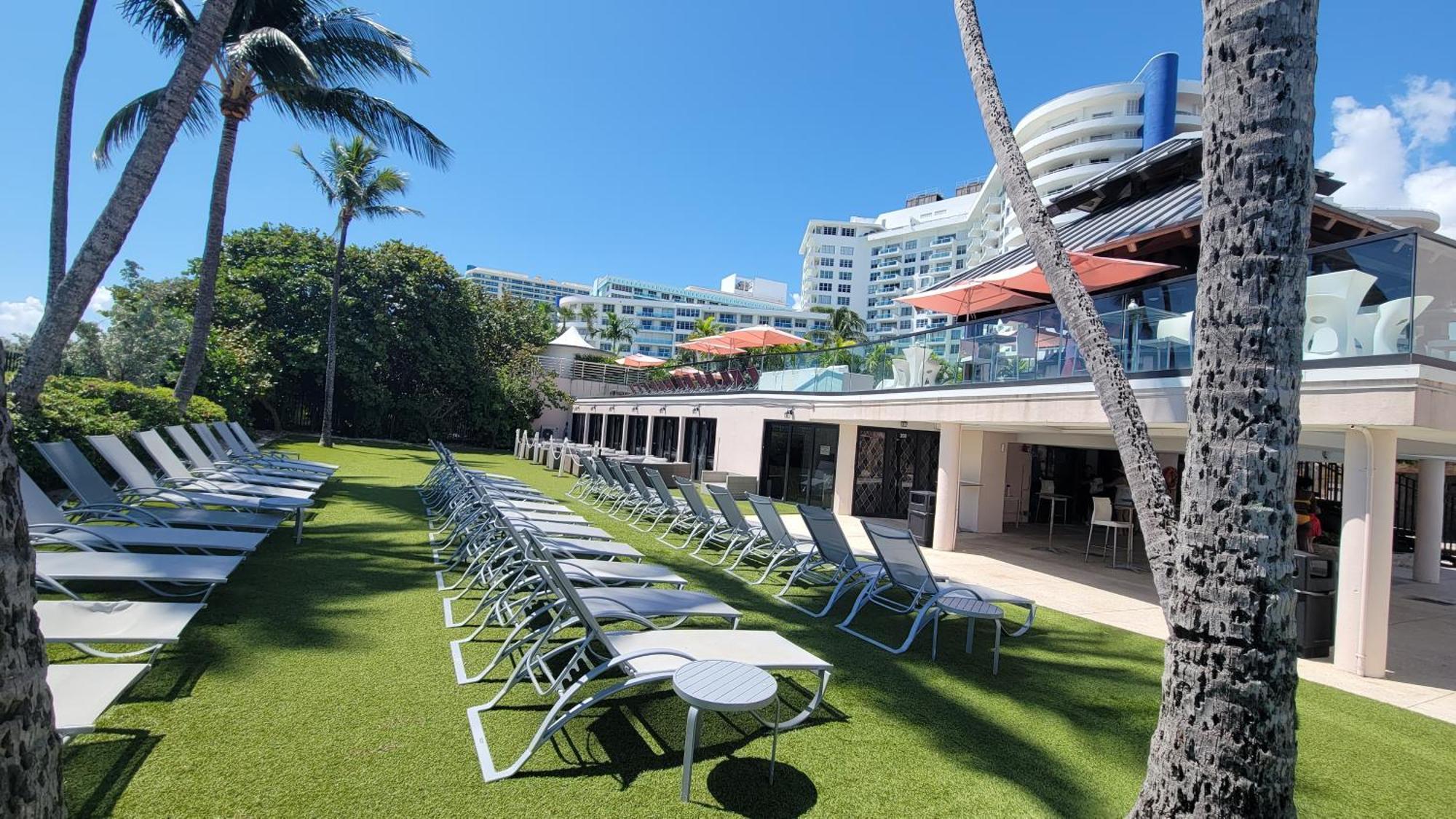2 Bedroom 2 Bath Beachfront Condo On Miami Beach Millionaire Row Eksteriør bilde