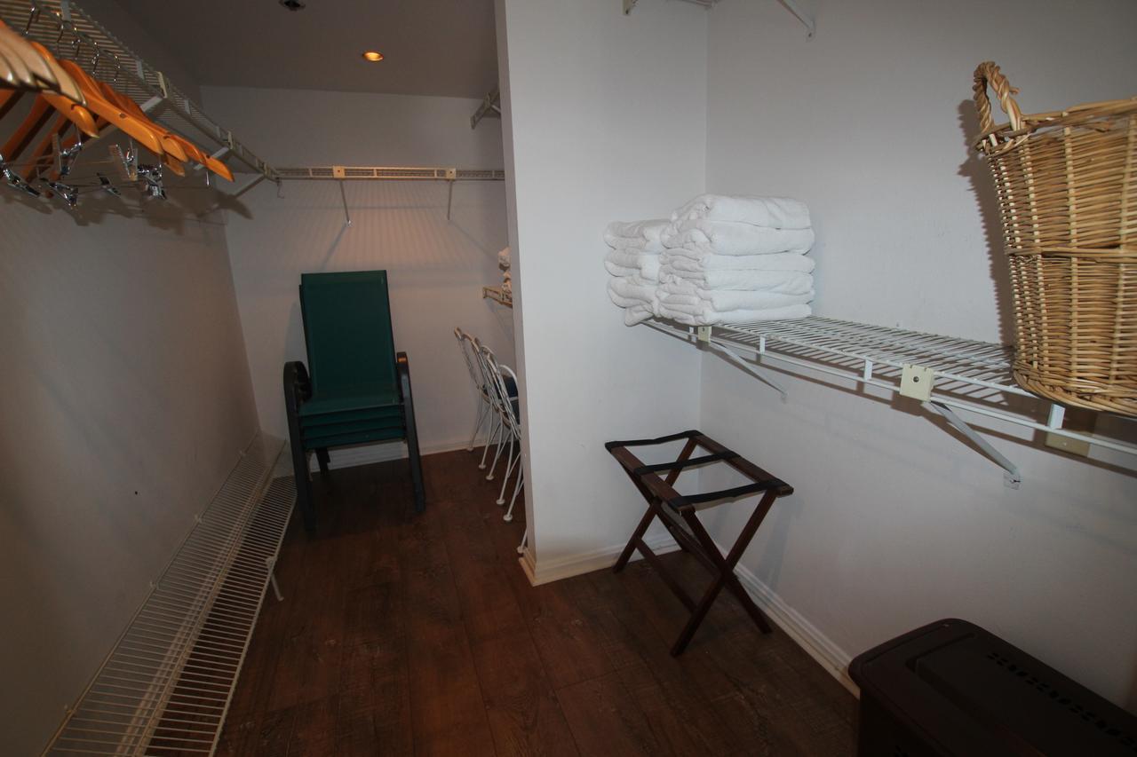 2 Bedroom 2 Bath Beachfront Condo On Miami Beach Millionaire Row Eksteriør bilde